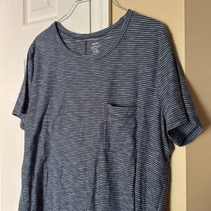 Old Navy Blue Striped Boyfriend Tee with Pocket Size Large Tall